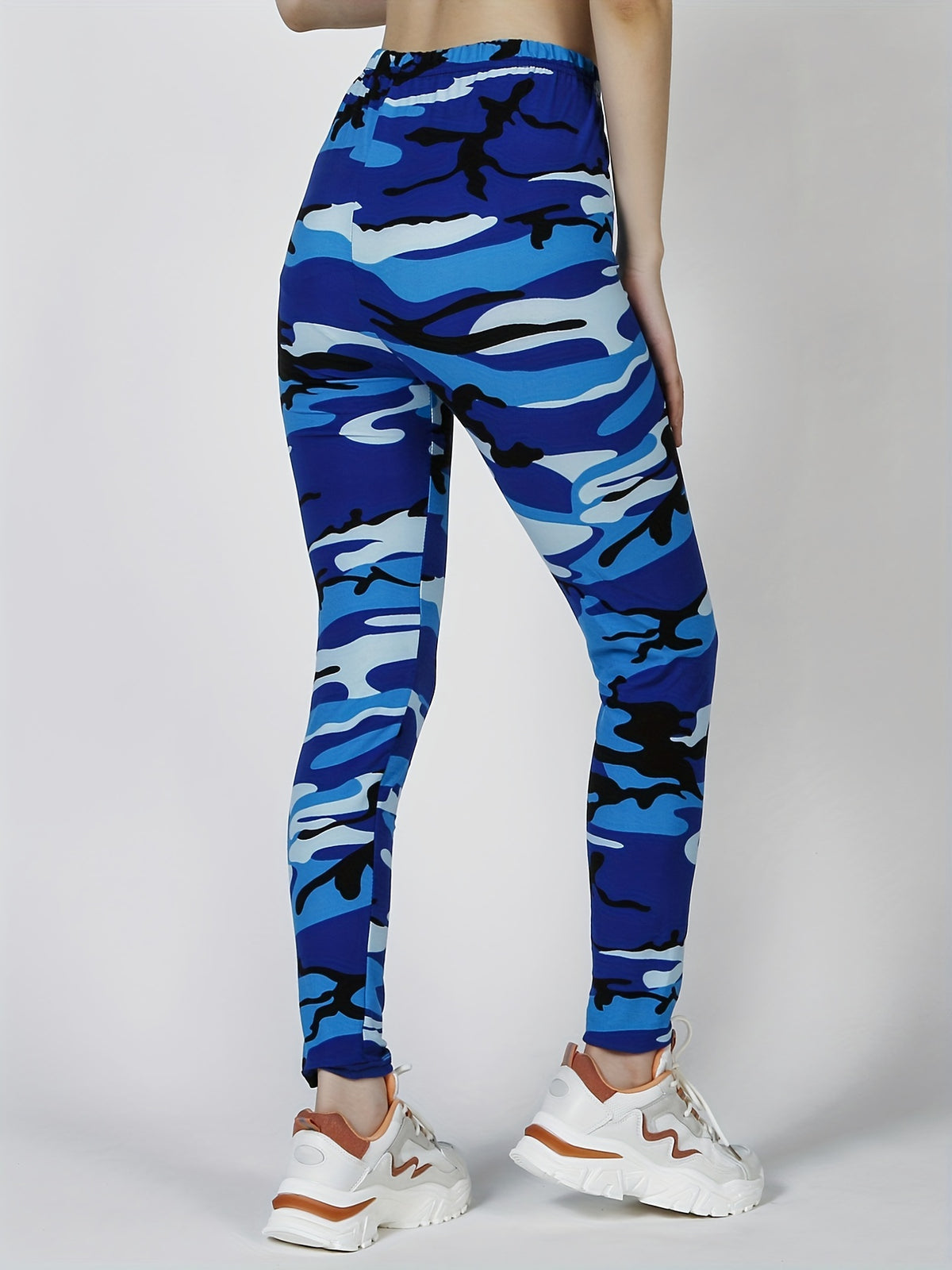 Camouflage Gray-Green Women's Casual Leggings, Cropped Length