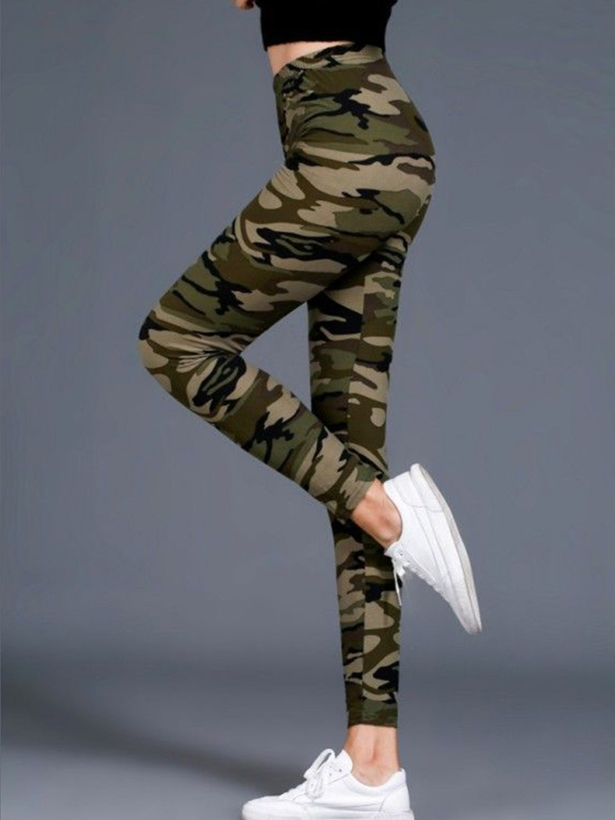 Camouflage Gray-Green Women's Casual Leggings, Cropped Length