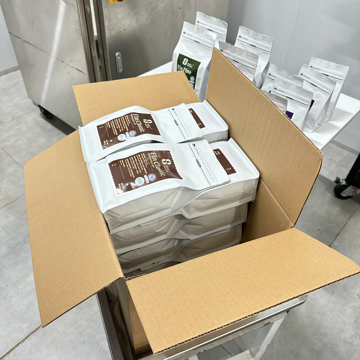 Vietnam Direct Supply Specialty Natural Arabica Coffee Beans Robusta Tasted Sweet Flavour Bulk Wholesale Export Bags for Health