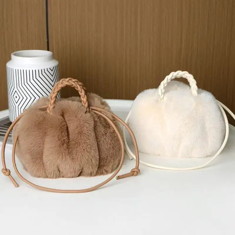 Cute Pumpkin Bag 2025 Autumn And Winter New Fashion Cloud Crossbody Bag Niche Design Sweet Girl Handbag